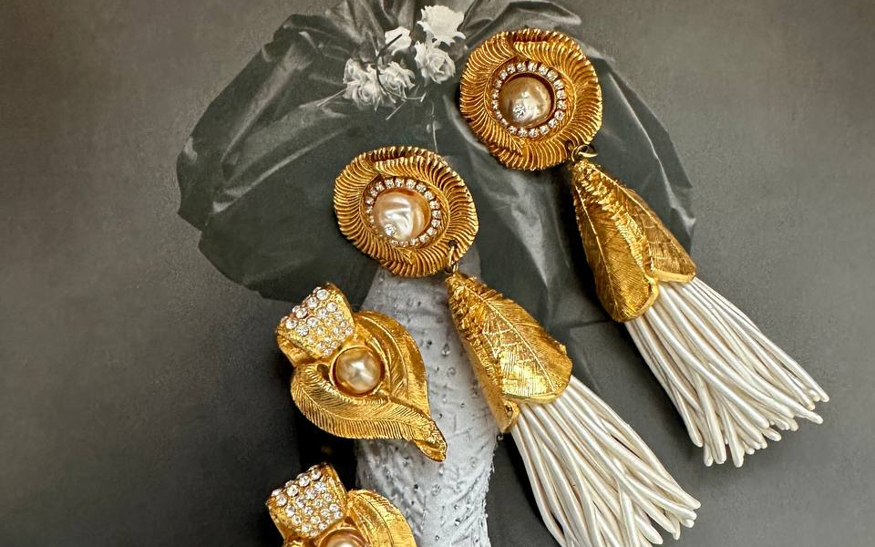 Clips and earrings
